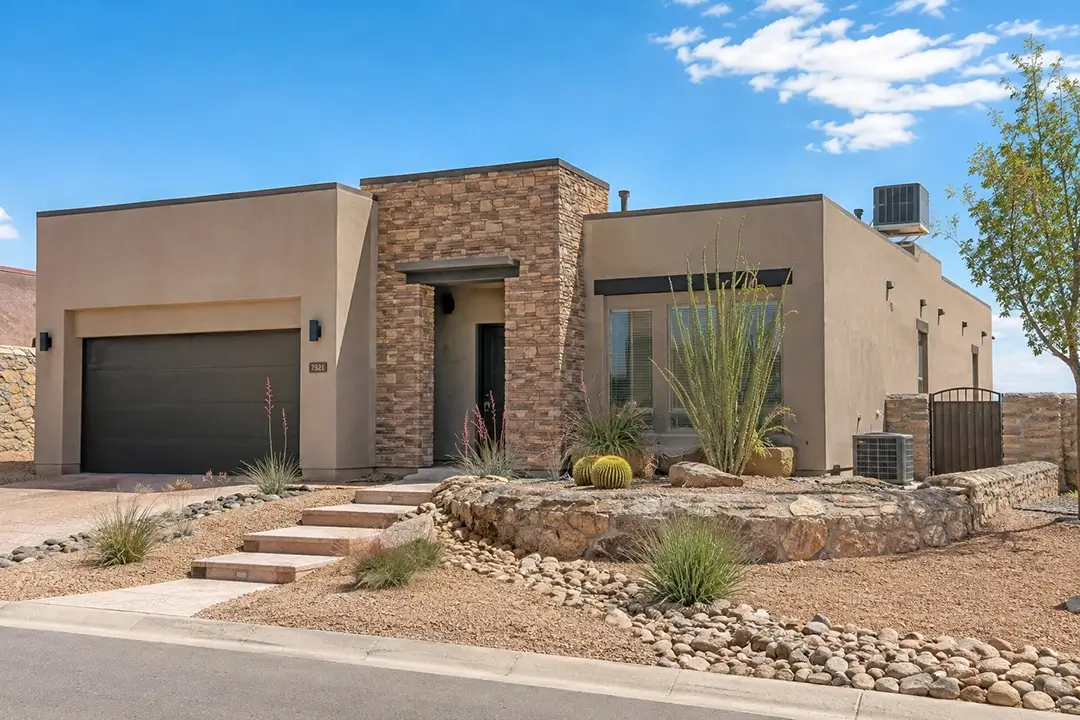 Residential home in El Paso Texas illustrating average utility costs for homeowners in 2026